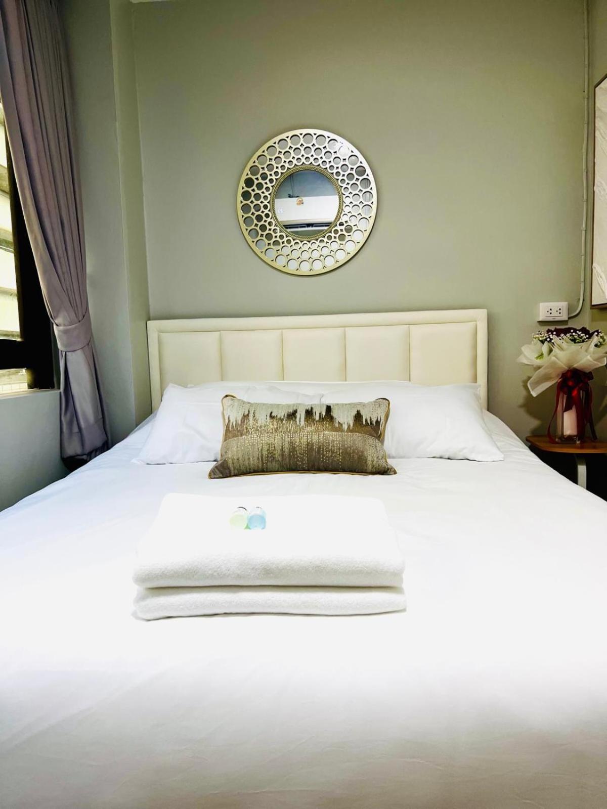 Luna Hotel Банкок Екстериор снимка