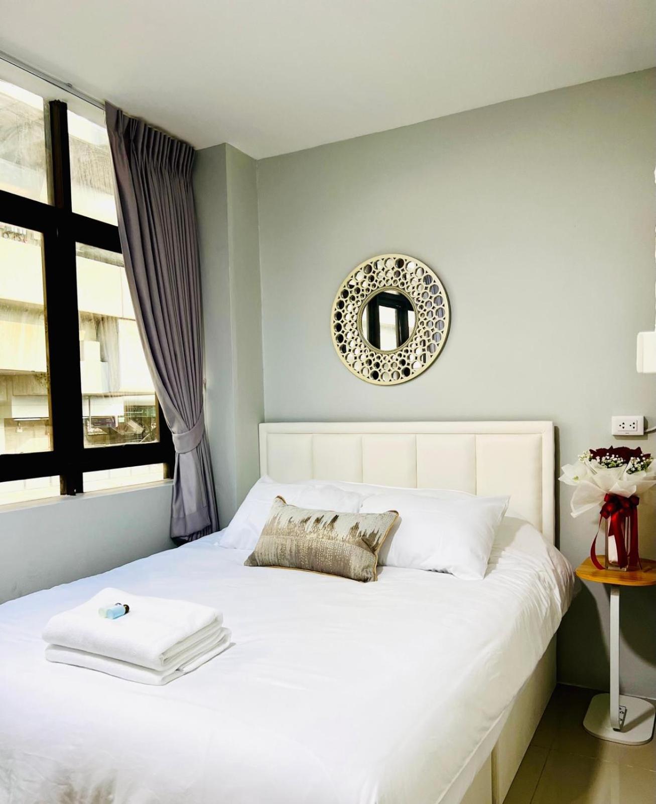Luna Hotel Банкок Екстериор снимка
